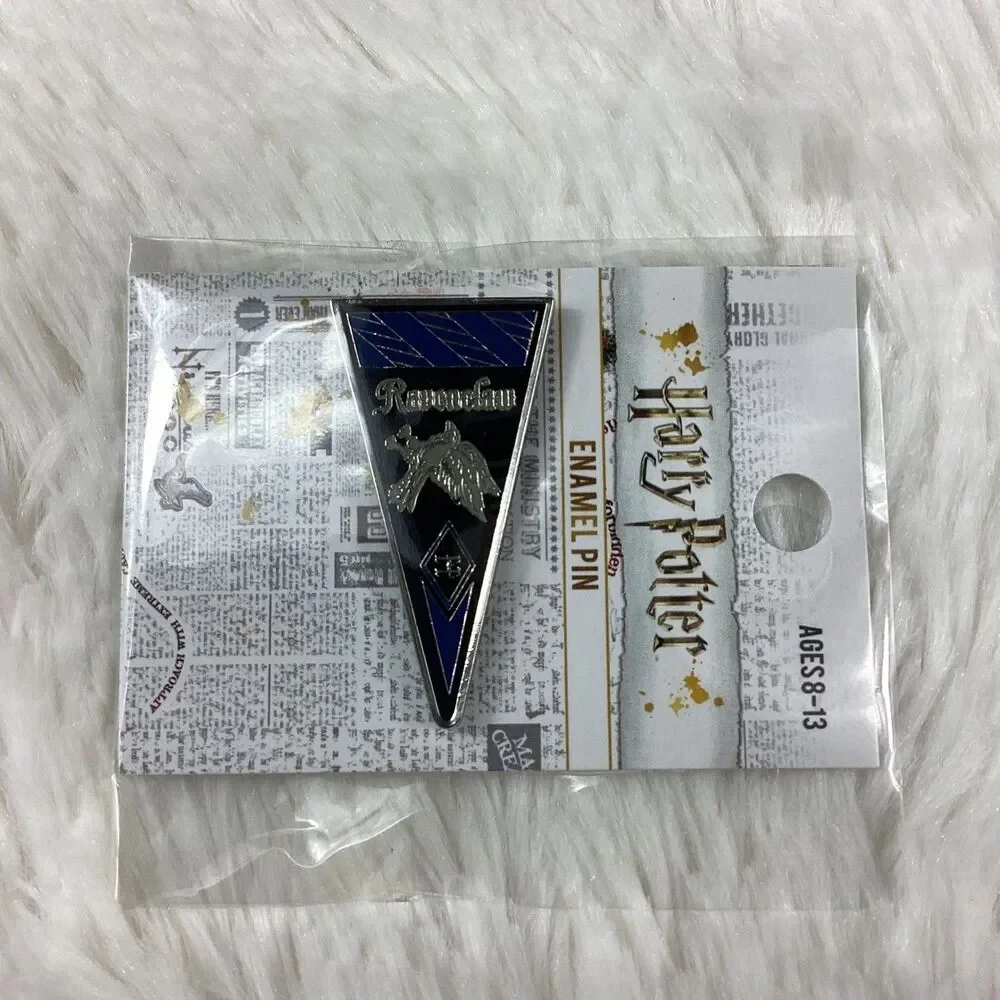 Loungefly Harry Potter Ravenclaw Enamel Pin Pennant Blue Silver LF-HPPN0003 NEW